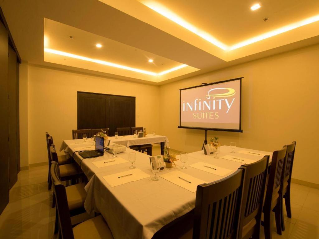 Infinity Suites Davao Luaran gambar