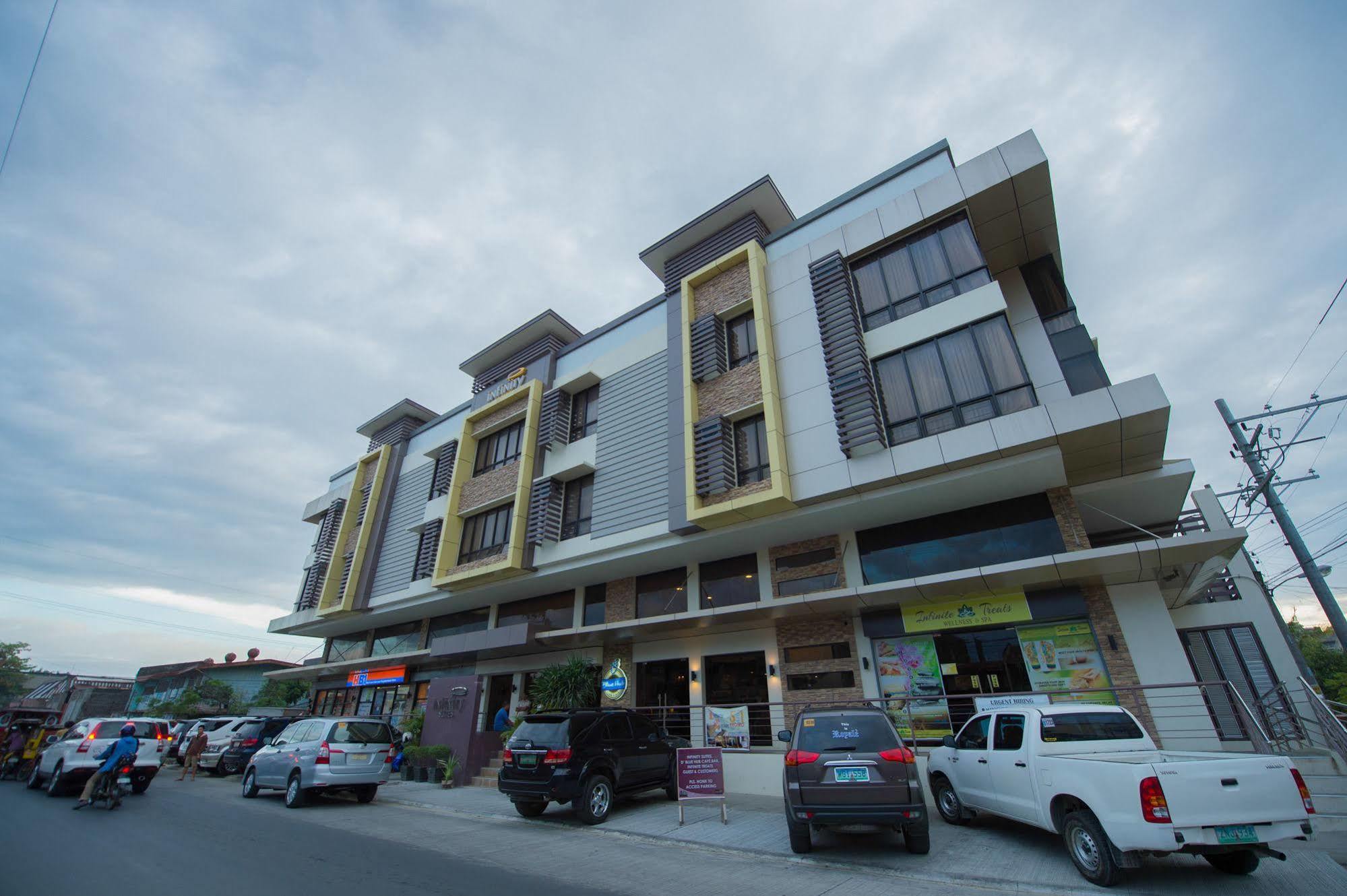 Infinity Suites Davao Luaran gambar