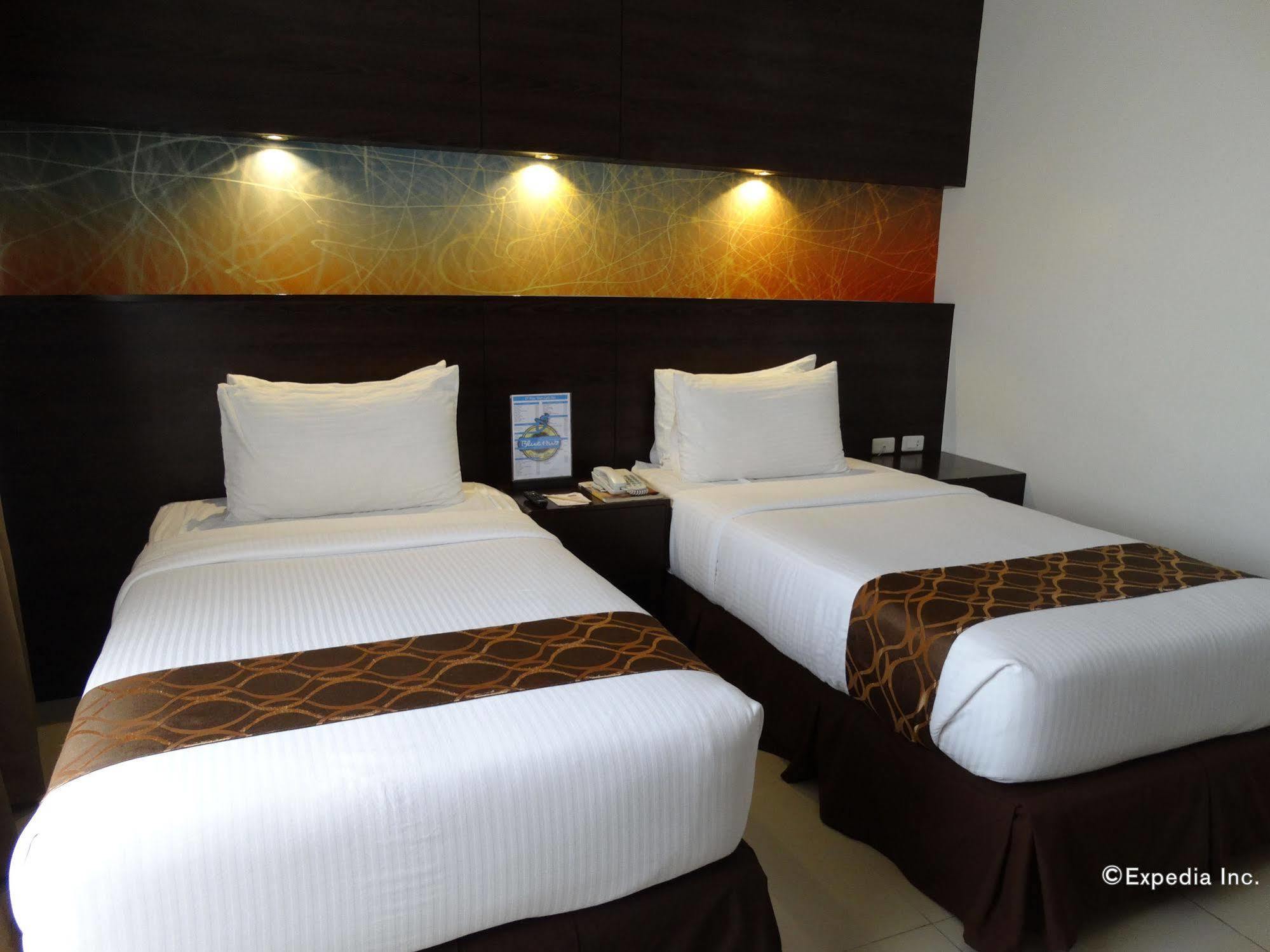 Infinity Suites Davao Luaran gambar