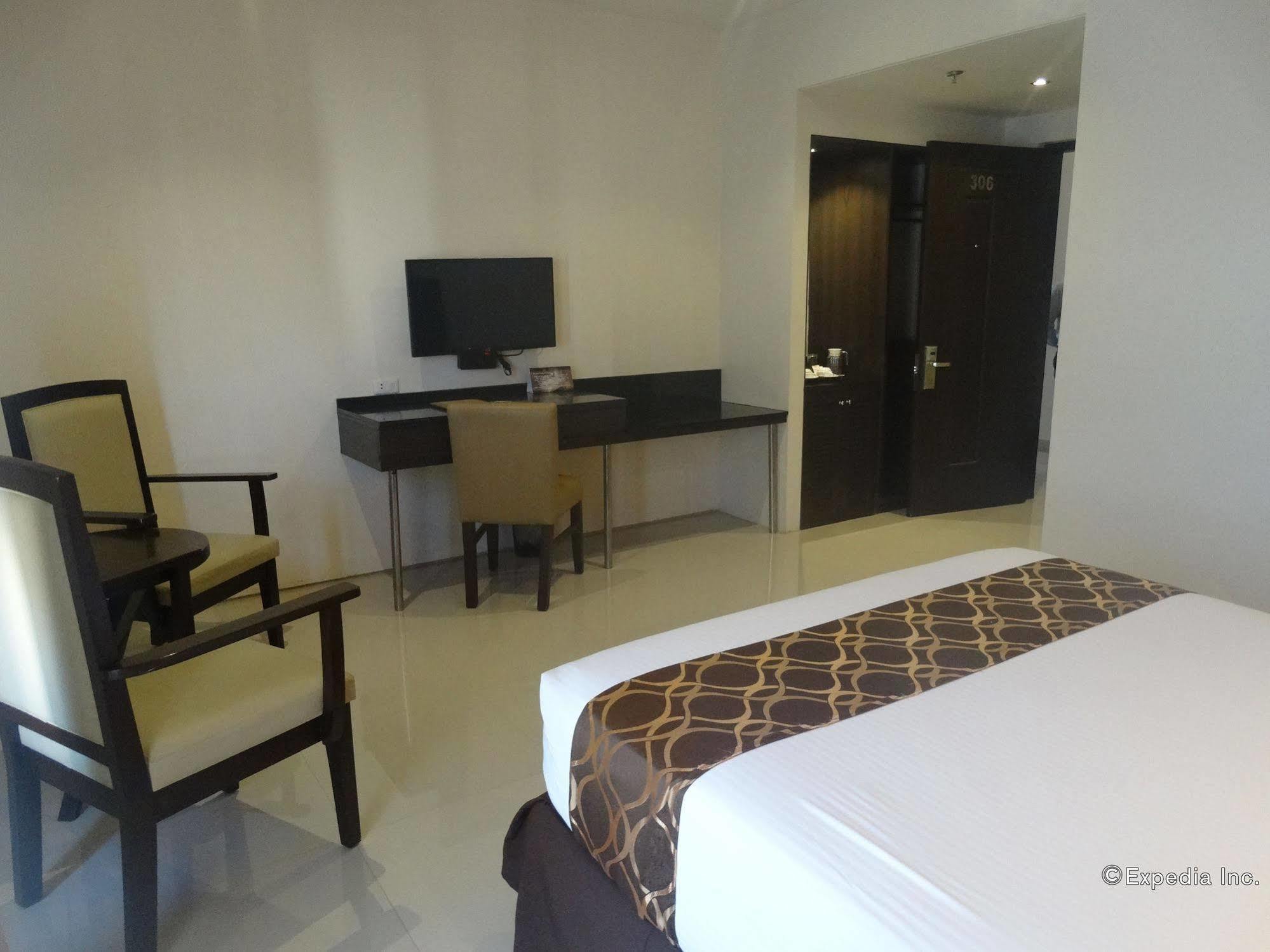 Infinity Suites Davao Luaran gambar