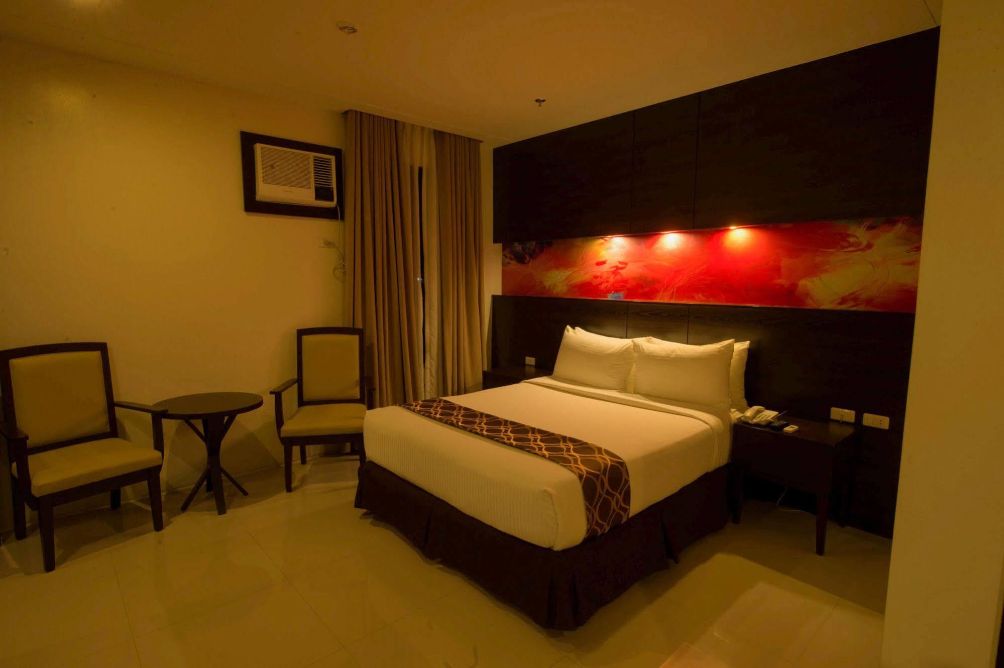 Infinity Suites Davao Luaran gambar